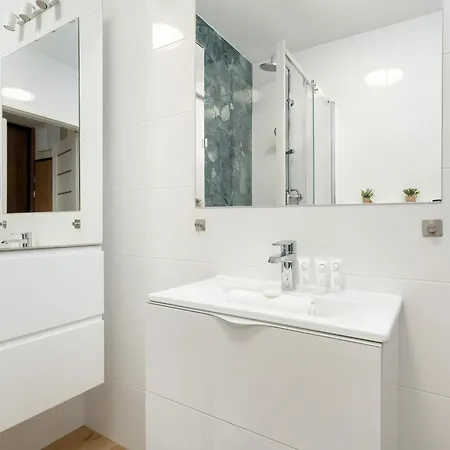 Apartman Lipinskiego 16 Komfortowy Z Parkingiem By Renters Wrocław